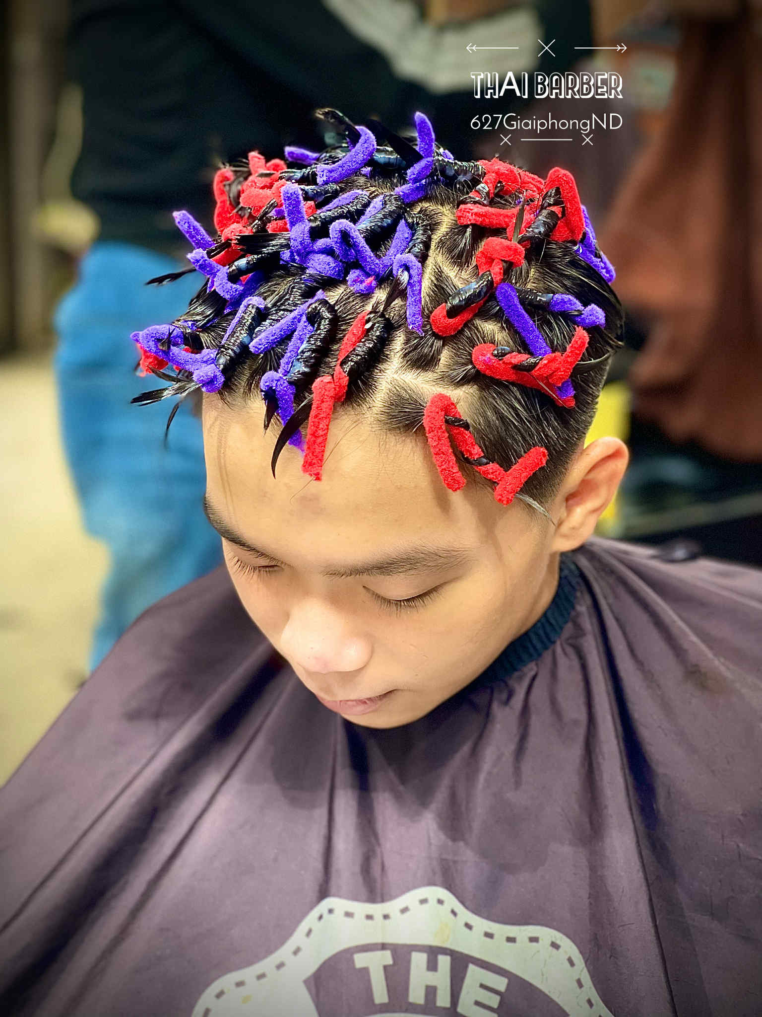 Nhuộm bạch kim nổi bật