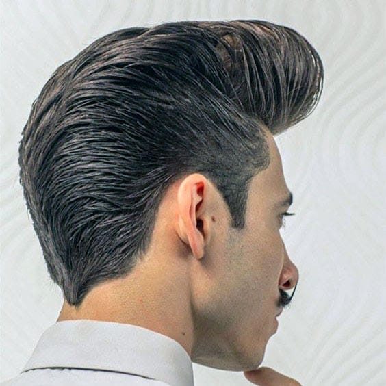 Góc nghiêng tóc Pompadour